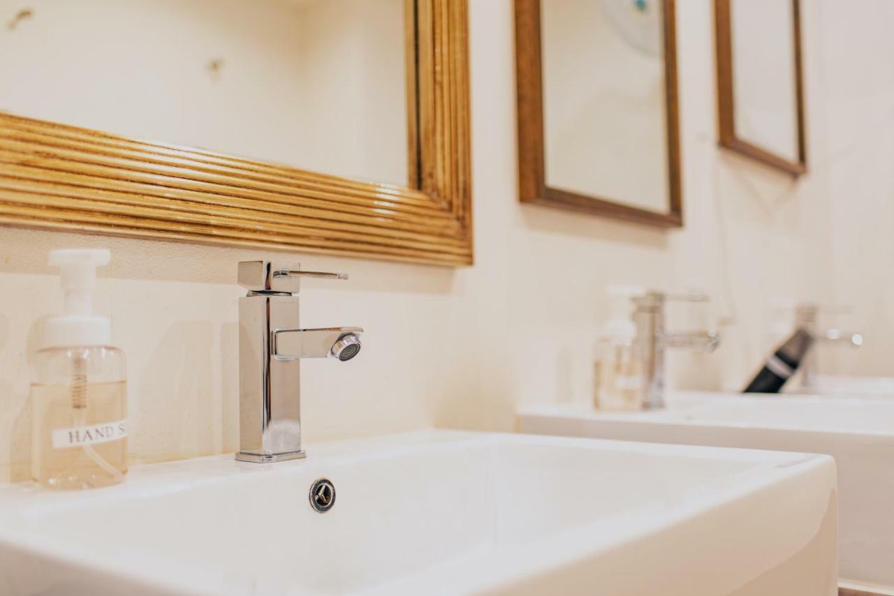 Ark Guest House Namba Osaka Ngoại thất bức ảnh